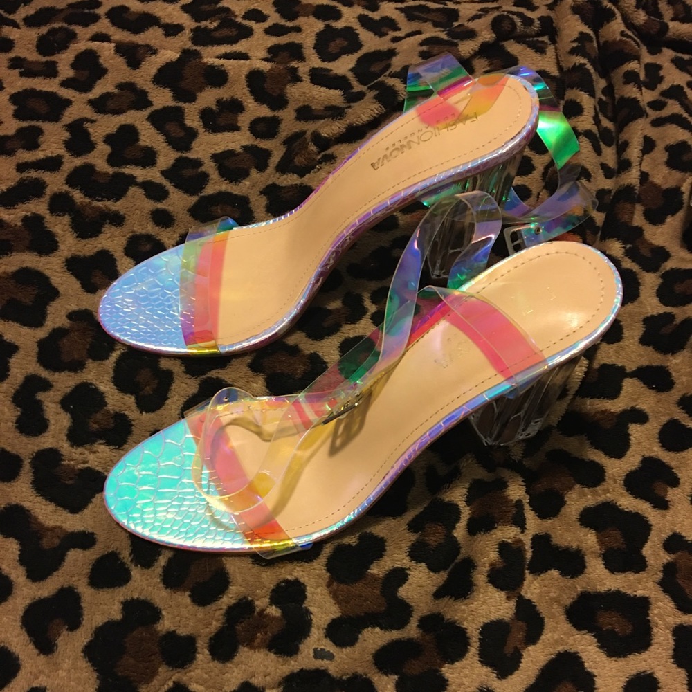 Iridescent heels (size 10m)